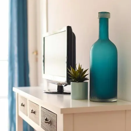 Portuguese Classic Flat At Historic Center