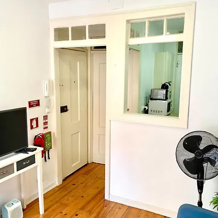 Portuguese Classic Flat At Historic Center * Lisbona